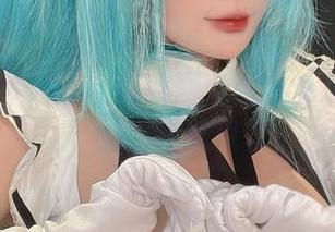 Sayo Momo私房美图：星野爱从不低调的自我展现